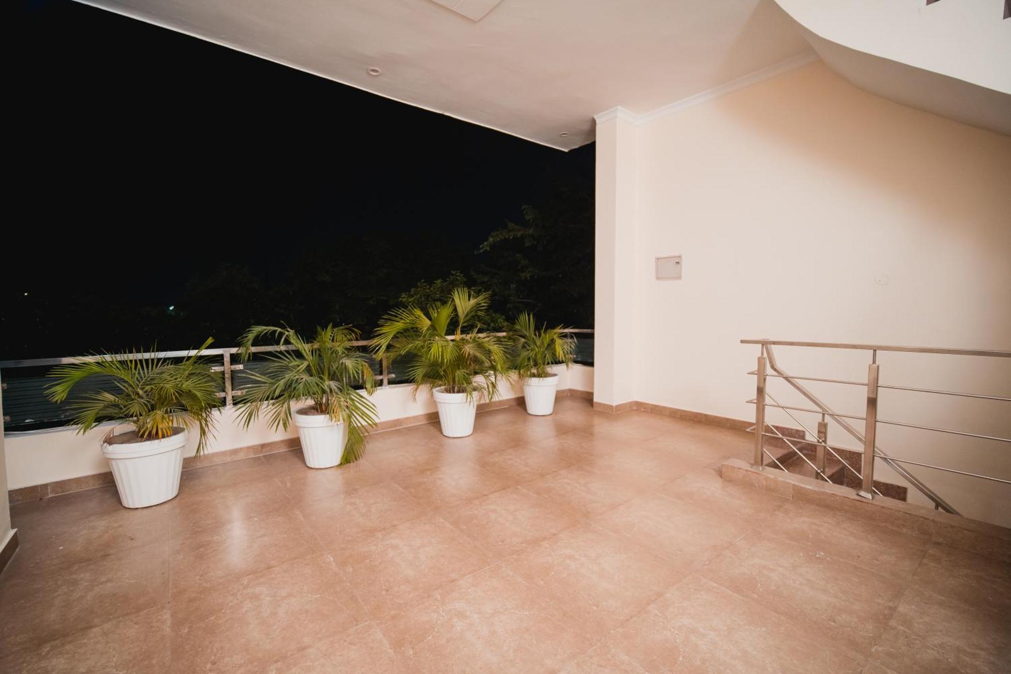 Silver Leaf Apartments Amritsar Exterior foto