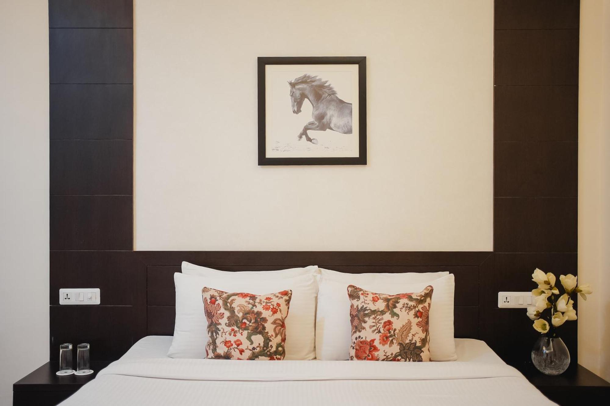 Silver Leaf Apartments Amritsar Exterior foto